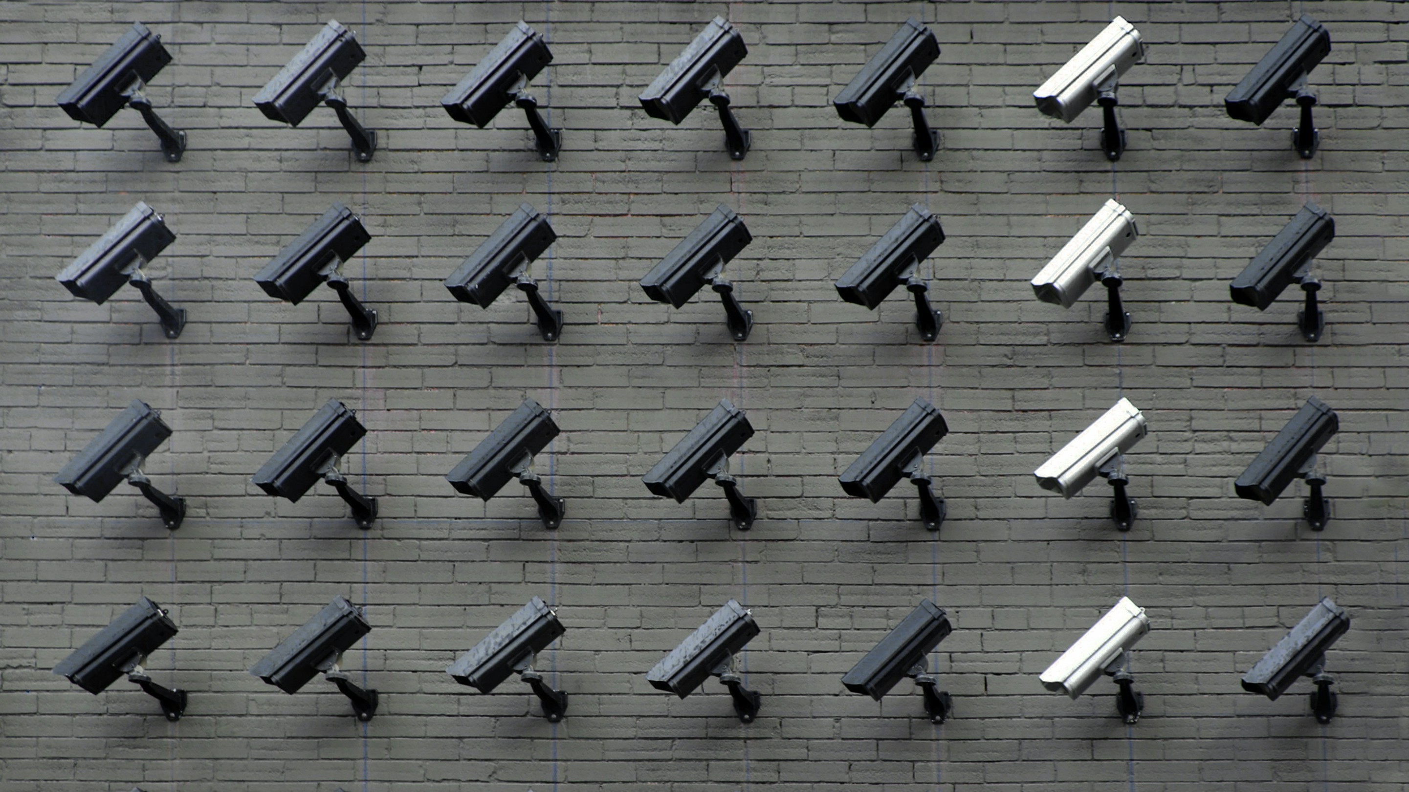 Comment choisir une caméra de surveillance extérieure adaptée à son quartier
